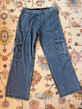 HALARA Denim Cargo Pants in Washed denim Blue XL NWOT